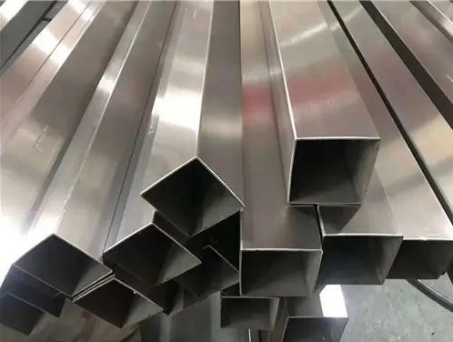 DN15/25/32 Q235/Q355 Hot Dipped Galvanized Square Seamless Steel Pipe/Tube