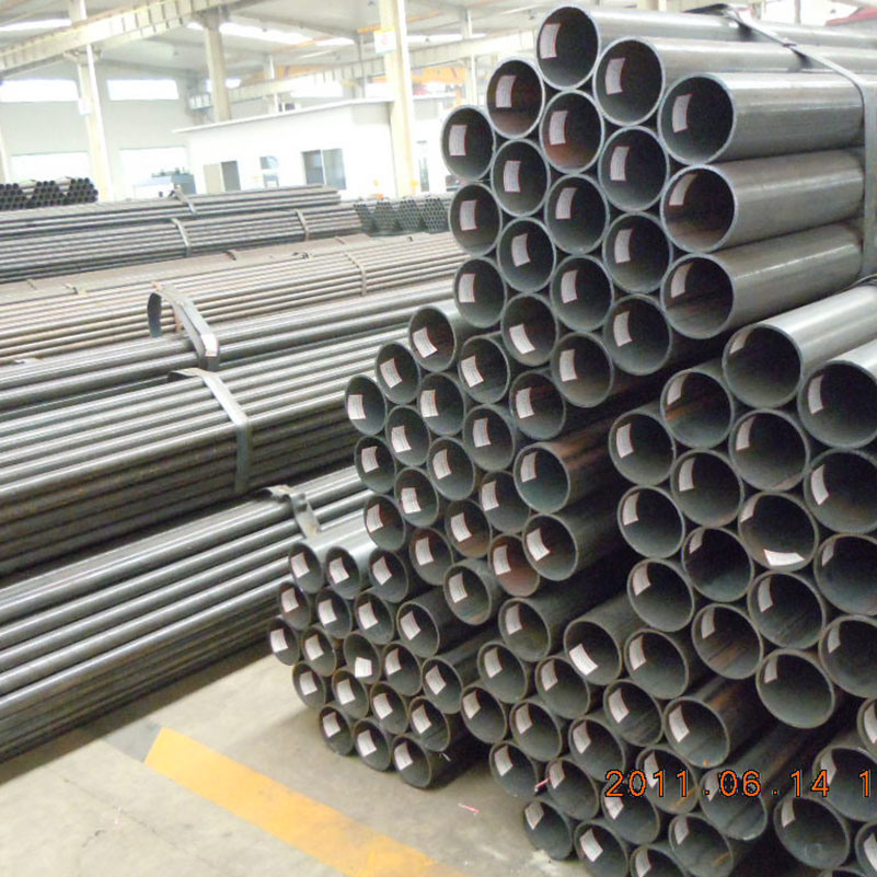 Hot Sale Seamless Carbon Steel Pipe in High Quality